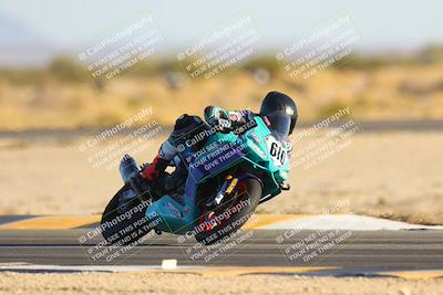 media/Dec-09-2023-SoCal Trackdays (Sat) [[76a8ac2686]]/Turn 15 Set 2 (245pm)/